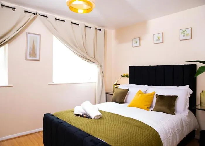 Inviting 1-Bed Apartment In London Near Hotsput