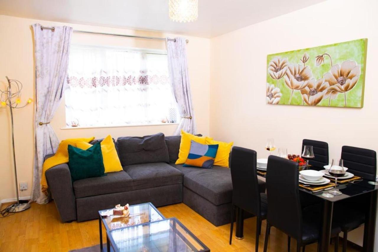 Inviting 1-bed In Near Hotsput Londra